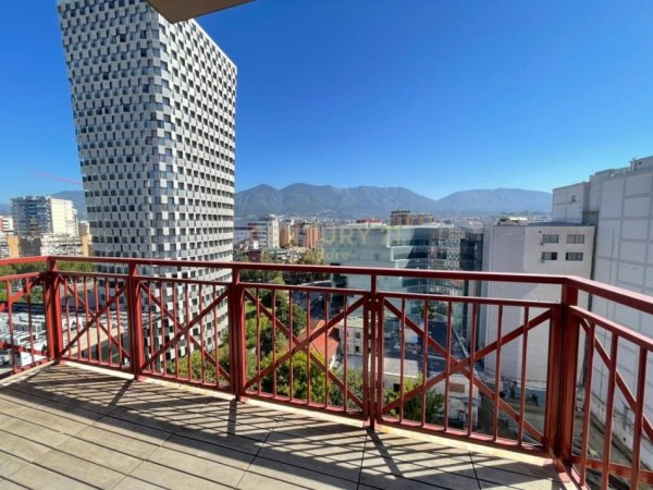 Tirane, jepet me qera zyre Kati 11, 205 m² 2.500 € 