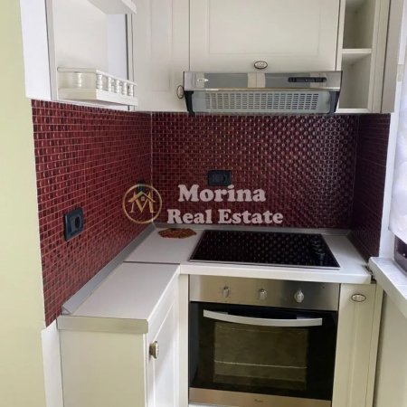 Tirane, jepet me qera apartament 2+1+Ballkon Kati 3, 85 m² 550 € (Porcelan)