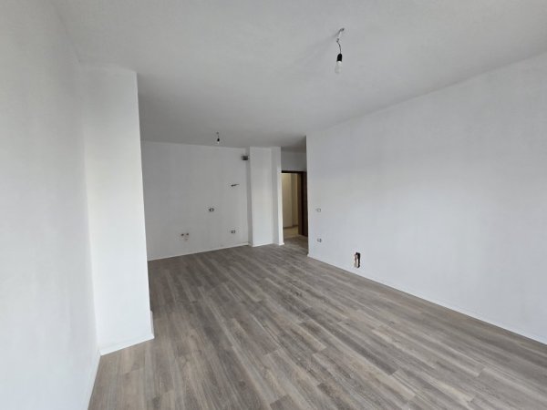 Tirane, shitet apartament 1+1 , 72 m² 123.000 € (Kompleksi Aura)