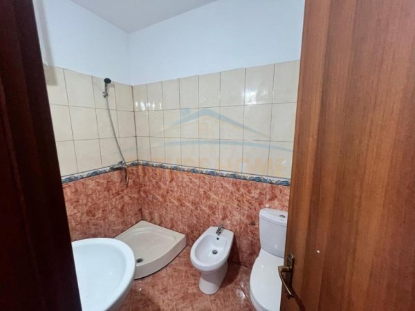 Durres, shitet apartament 2+1+Ballkon Kati 2, 94 m² 125.000 € 