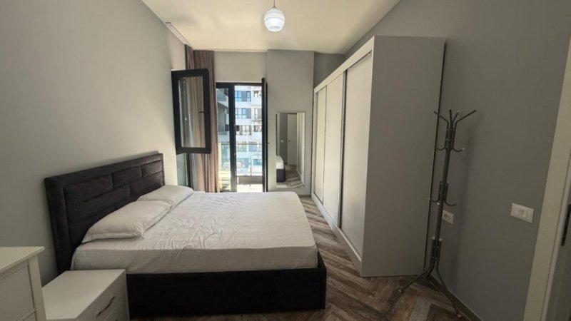 Tirane, jepet me qera apartament 3+1+Ballkon Kati 5, 120 m² 1.200 € (Square21)