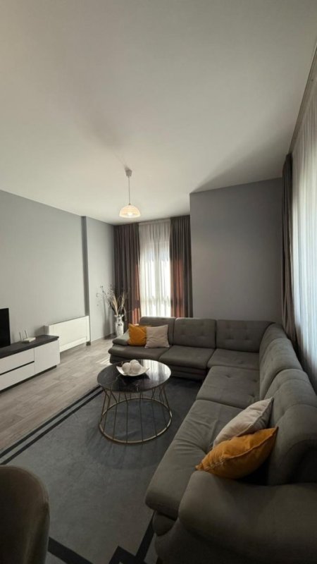 Tirane, jepet me qera apartament 3+1+Ballkon Kati 5, 120 m² 1.200 € (Square21)