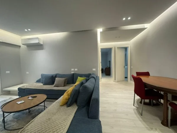 Tirane, shitet apartament 2+1 , 112 m² 280.000 € (rruga barrikadave)