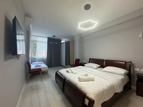 Tirane, shitet apartament 2+1 , 112 m² 280.000 € (rruga barrikadave)