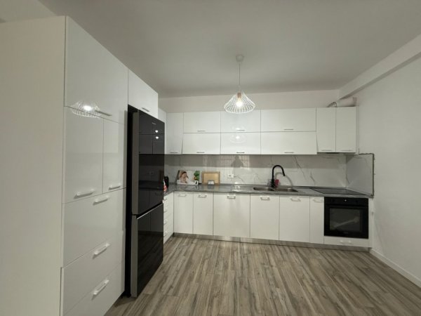 Tirane, jepet me qera apartament 2+1 Kati 4, 108 m² 650 € (FUTURE HOME REZIDENCE)