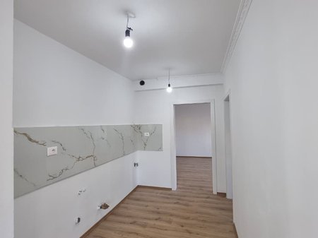 SHITET APARTAMENT 2+1 STADIUMI DINAMO