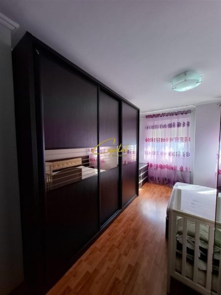 Tirane, jepet me qera apartament 1+1 Kati 3, 86 m² 900 € (ISH BLLOKU)