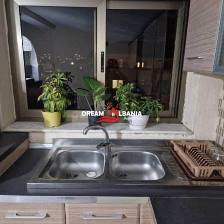 Tirane, jepet me qera apartament 2+1 , 150 m² 500 € (Rruga Siri Kodra)