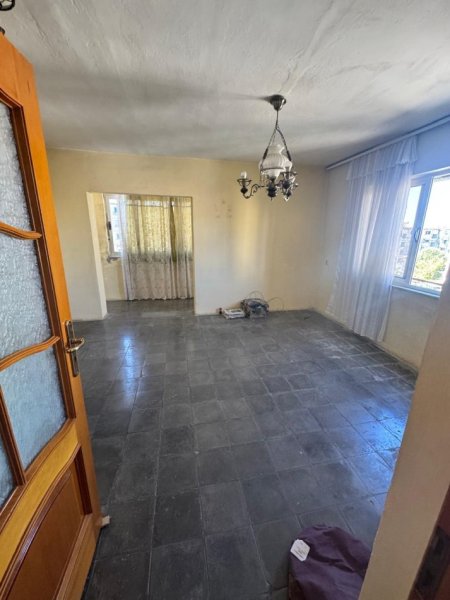 Okazion Investimi!!! Shesim 2 apart nga 2+1, 160m2, prane Pallatit me Shigjeta