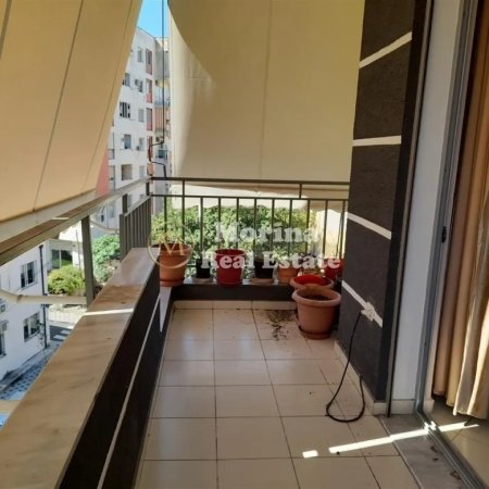 Tirane, jepet me qera apartament 2+1+Ballkon Kati 3, 106 m² 500 € (Fresku)