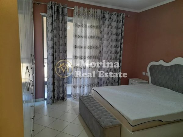 Tirane, jepet me qera apartament 2+1+Ballkon Kati 3, 106 m² 500 € (Fresku)