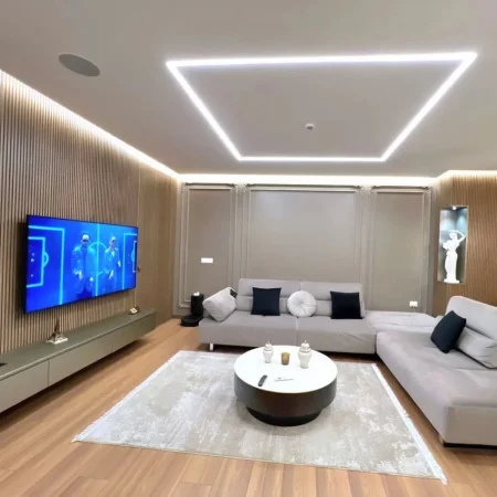 Tirane, shitet apartament 2+1 , 132 m² 348.000 € (Square 21)