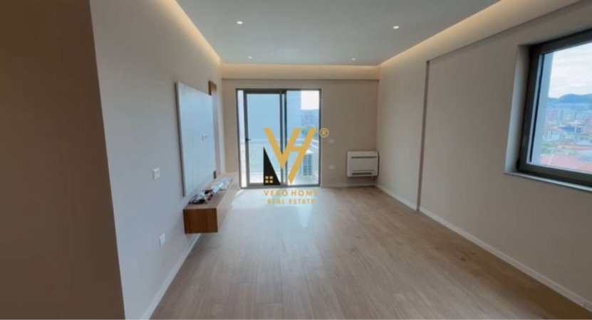 Tirane, jepet me qera apartament 2+1+Ballkon Kati 6, 100 m² 800 € (ISH FUSHA E AVIACIONIT)