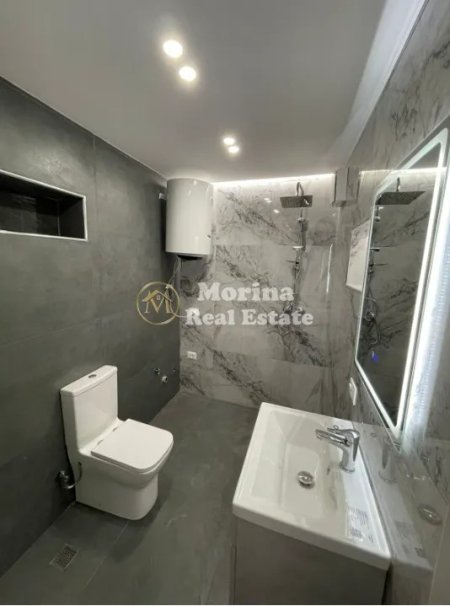 Tirane, jepet me qera ambjent biznesi Kati 0, 45 m² 650 € (Rruga Elbasanit)