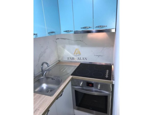 Tirane, shitet garsonier Kati 1, 20 m² 55.000 € (Rruga Ferit Xhajko)