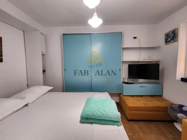 Tirane, shitet garsonier Kati 1, 20 m² 55.000 € (Rruga Ferit Xhajko)