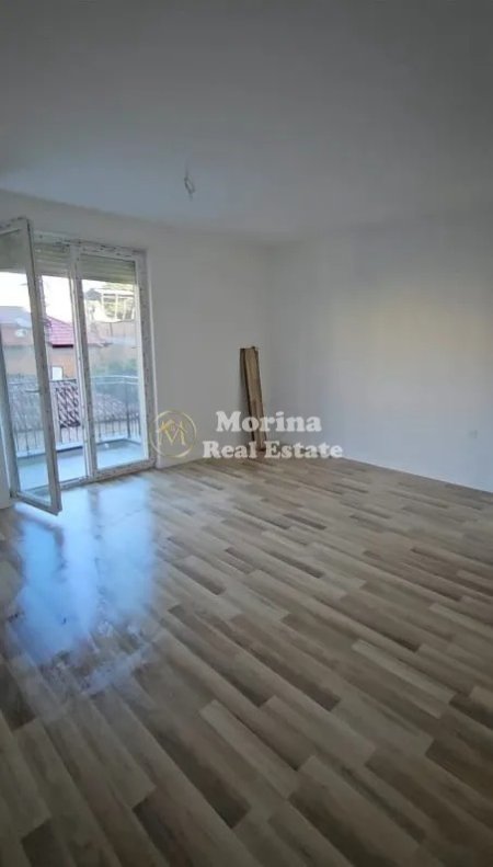 Tirane, shitet garsonier Kati 1, 45 m² 95.000 € (Shkolla e Baletit)