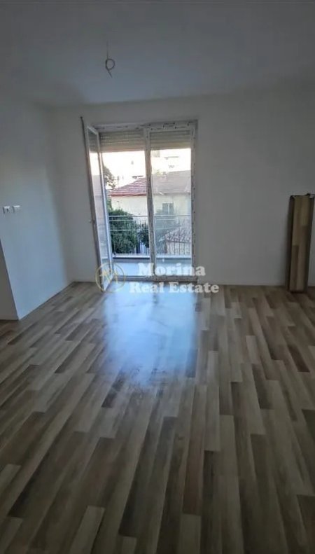 Tirane, shitet garsonier Kati 1, 45 m² 95.000 € (Shkolla e Baletit)
