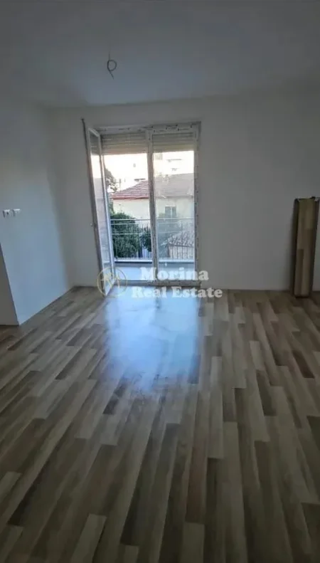 Tirane, shitet garsonier Kati 1, 45 m² 95.000 € (Shkolla e Baletit)