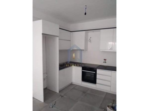Tirane, shitet apartament 2+1+Ballkon Kati 4, 84 m² 106.000 € (Univers City QTU)