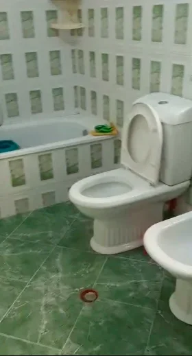 Tirane, jepet me qera apartament 1+1 Kati 2, 105 m² 400 € (siri kodra)