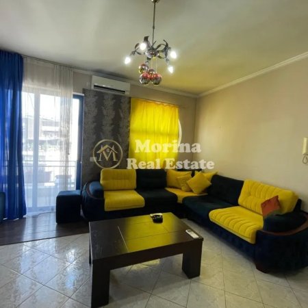 Tirane, jepet me qera apartament 1+1 Kati 4, 65 m² 800 € (, Liqeni Artificial — Rruga e Kosovareve)
