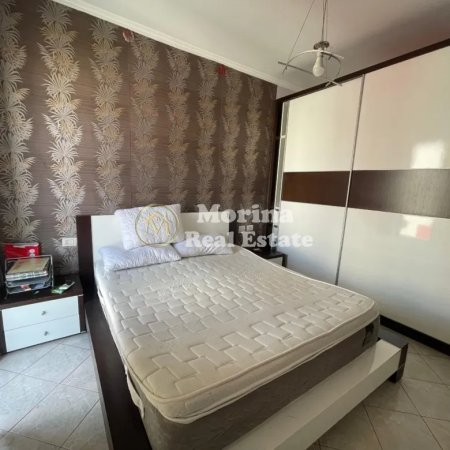 Tirane, jepet me qera apartament 1+1 Kati 4, 65 m² 800 € (, Liqeni Artificial — Rruga e Kosovareve)
