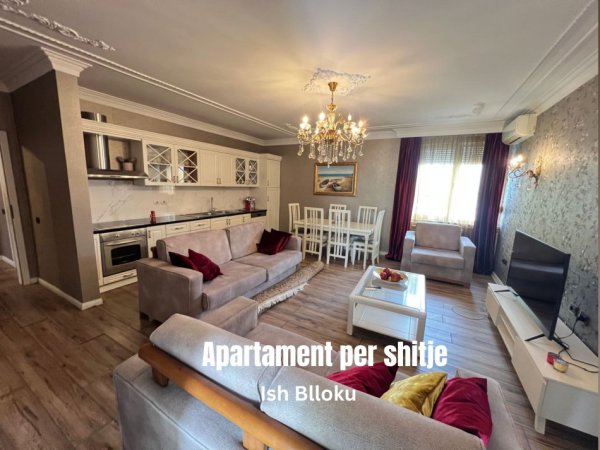 Tirane, shitet apartament 2+1+Ballkon Kati 4, 125 m² 385.000 € (Ish Bllok)