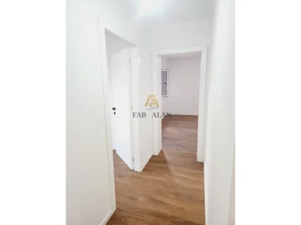 Tirane, shitet apartament 2+1 Kati 4, 77 m² 155.000 € (Ali Dem)
