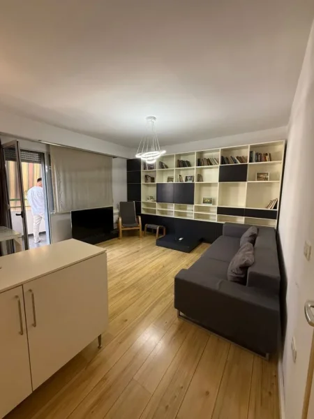 Tirane, shitet apartament 1+1 , 77 m² 195.000 € (SELVIA)