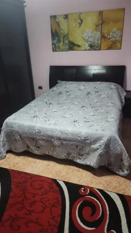 Tirane, jepet me qera apartament 2+1 Kati 4, 80 m² 500 € (BRRYL)