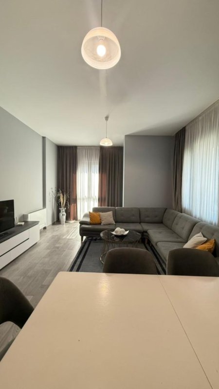 Tirane, jepet me qera apartament 3+1+Aneks+Ballkon Kati 5, 121 m² 1.200 € (Kompleksi Square 21)