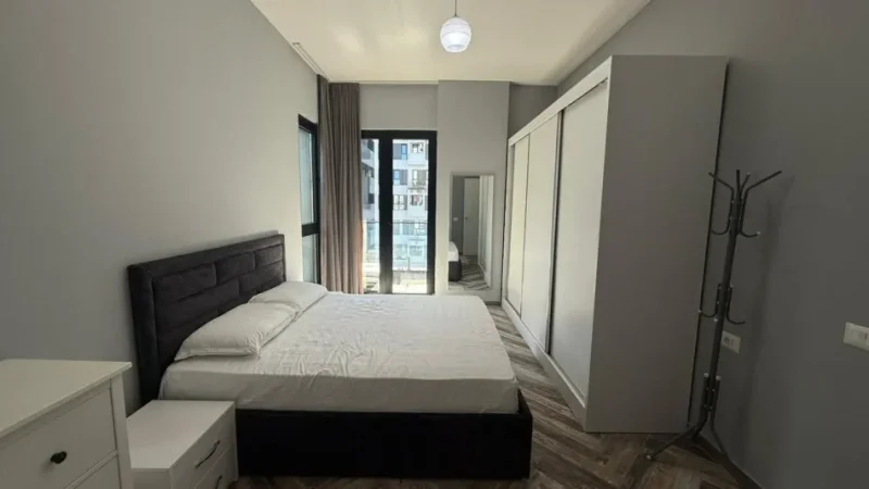 Tirane, jepet me qera 3+1 Kati 5, 120 m² 1.200 € (Square 21)