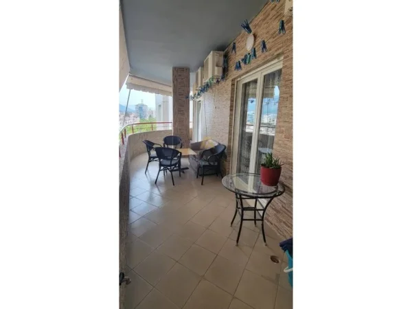 Vlore, shitet apartament 3+1 Kati 6, 134 m² 250.000 € (BULEVARDI ISMAIL QEMALI)