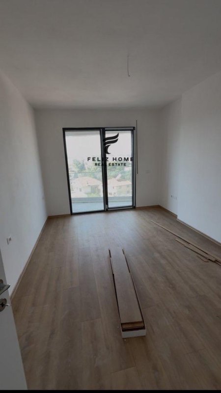 Tirane, jepet me qera apartament 1+1 Kati 4, 70 m² 450 € (DON BOSKO)