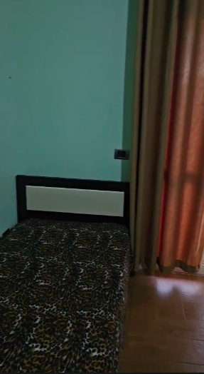 Tirane, jepet me qera apartament 1+1 Kati 3, 60 m² 300 € (qytet studenti)