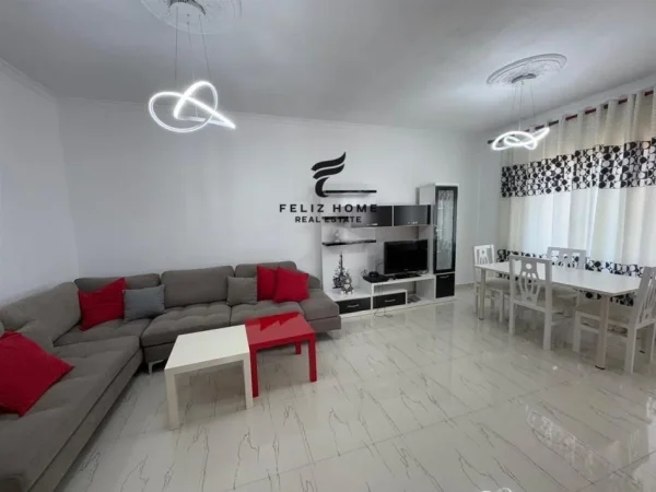 Tirane, jepet me qera apartament 2+1 Kati 2, 130 m² 600 € (SAUK)