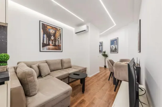 Tirane, jepet me qera apartament 1+1+Ballkon Kati 5, 64 m² 700 € (MYSLYM SHYRI)