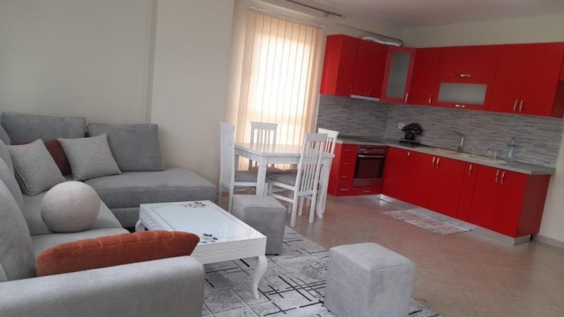 Tirane, jepet me qera apartament 2+1 Kati 4, 104 m² 550 € (astir)