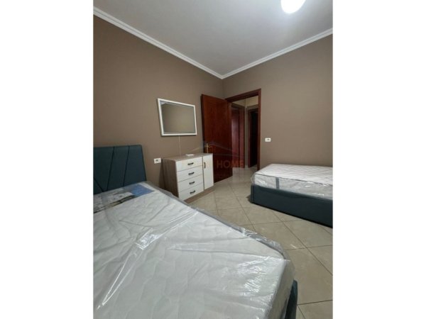 Tirane, jepet me qera apartament 2+1+2 Kati 8, 100 m² 750 € (Ish Stacioni i Fundit Tirane Re)