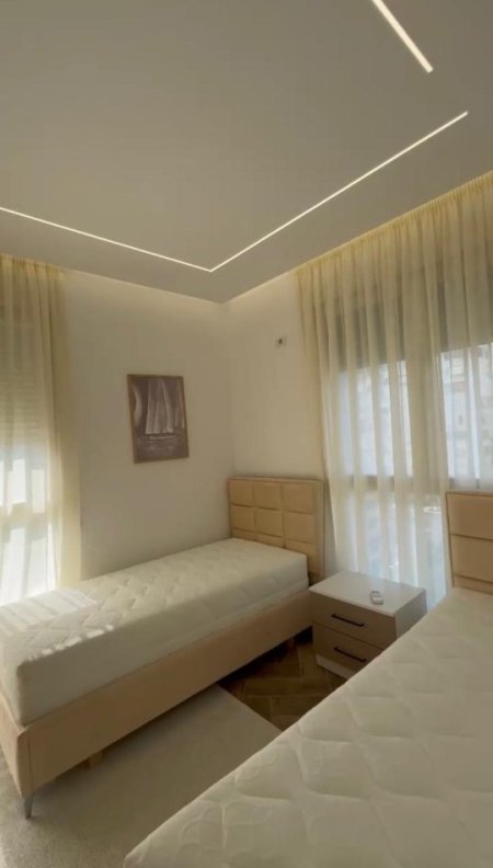 Tirane, shitet apartament 2+1 , 112 m² 285.000 € 