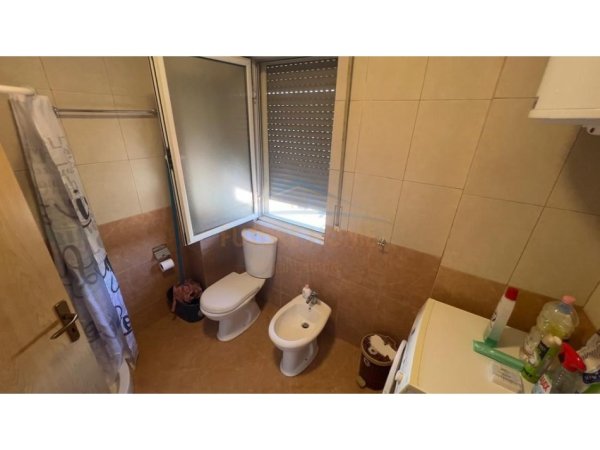 Tirane, jepet me qera apartament 2+1+2+Post Parkimi Kati 7, 93 m² 650 € (Don Bosko , Prane Vizionit)