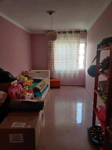 Tirane, jepet me qera apartament 2+1+Ballkon Kati 9, 80 m² 800 € (BLLOK)