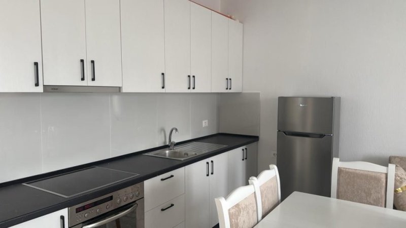 Tirane, jepet me qera apartament 2+1 Kati 2, 105 m² 400 € (mezez)