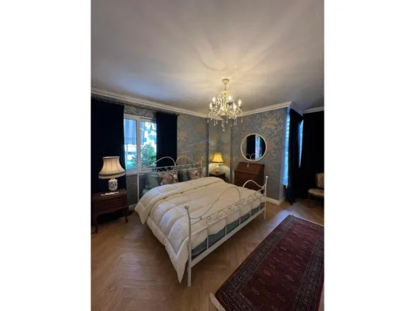 Tirane, shitet apartament 2+1 Kati 3, 160 m² 650.000 € (Stadiumi Air Albania)