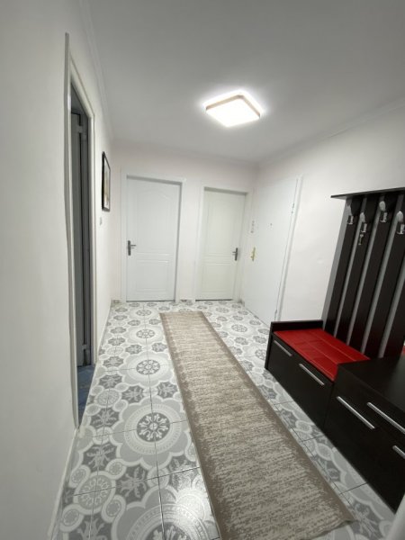 Tirane, jepet me qera apartament 2+1 Kati 4, 76 m² 600 € (5 maji)