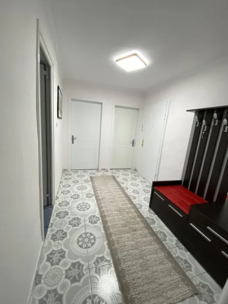Tirane, jepet me qera apartament 2+1 Kati 4, 76 m² 600 € (5 maji)