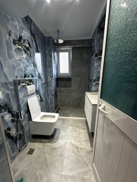 Tirane, jepet me qera apartament Kati 2, 85 m² 900 € 