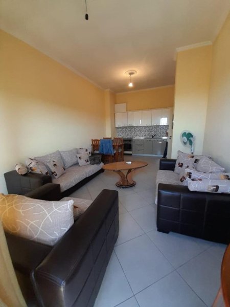 Tirane, jepet me qera apartament 2+1 Kati 8, 85 m² 500 € (Astir, Tiranë)