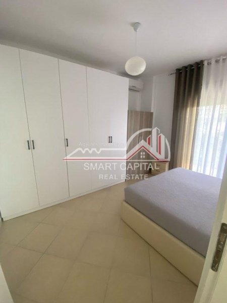 Vlore, jepet me qera 1+1+Ballkon Kati 4, 75 m² 320 € 